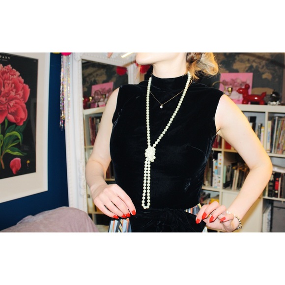 Vintage Velvet Art Dress - Picture 2 of 7